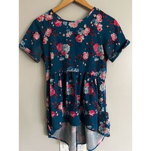 High low Fall Boutique Floral Shirt with Tie Back